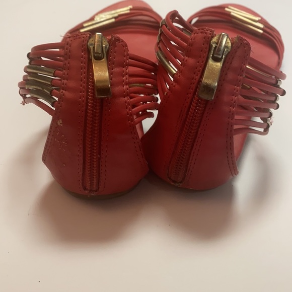 Call it Spring Sandals - Picture 3 of 5